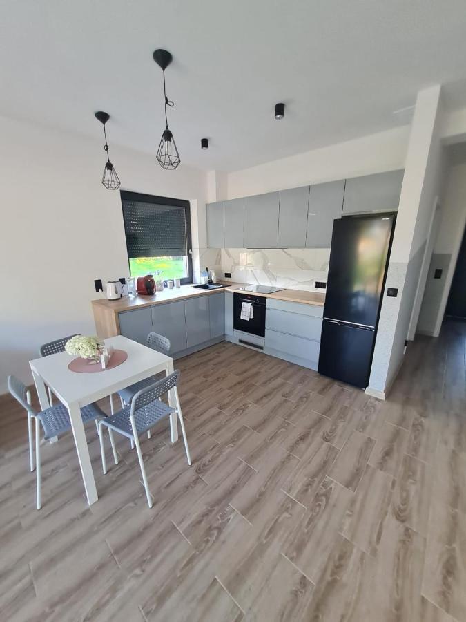 Apartamenty Josef Zbroslawice Eksteriør billede